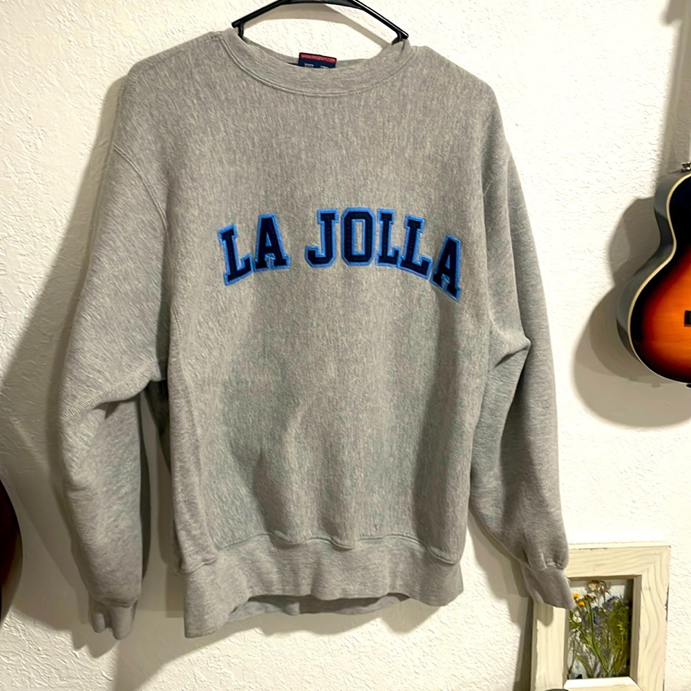 Practically brand new La Jolla men’s sweater